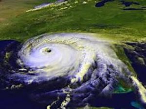 Hurricanes & tropical storms 