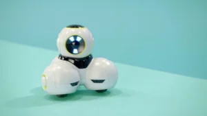 Wonder Workshop Cue Robot: Coding in Blockly and JavaScript Cue Robot