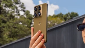 Motorola Signature review, advantages, disadvantages and specifications Motorola Signature